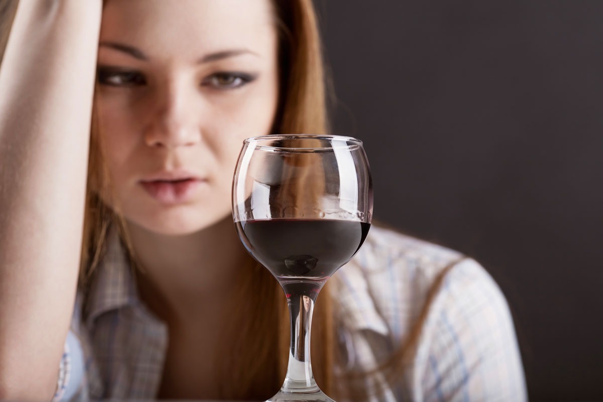 Как алкоголь влияет на мозг и настроение?