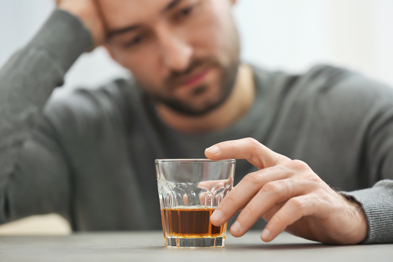 Тяга к алкоголю, рецидив и методы коррекции алкогольной зависимости
